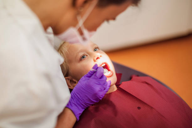 Best Urgent Tooth Repair  in Ferry Pass, FL